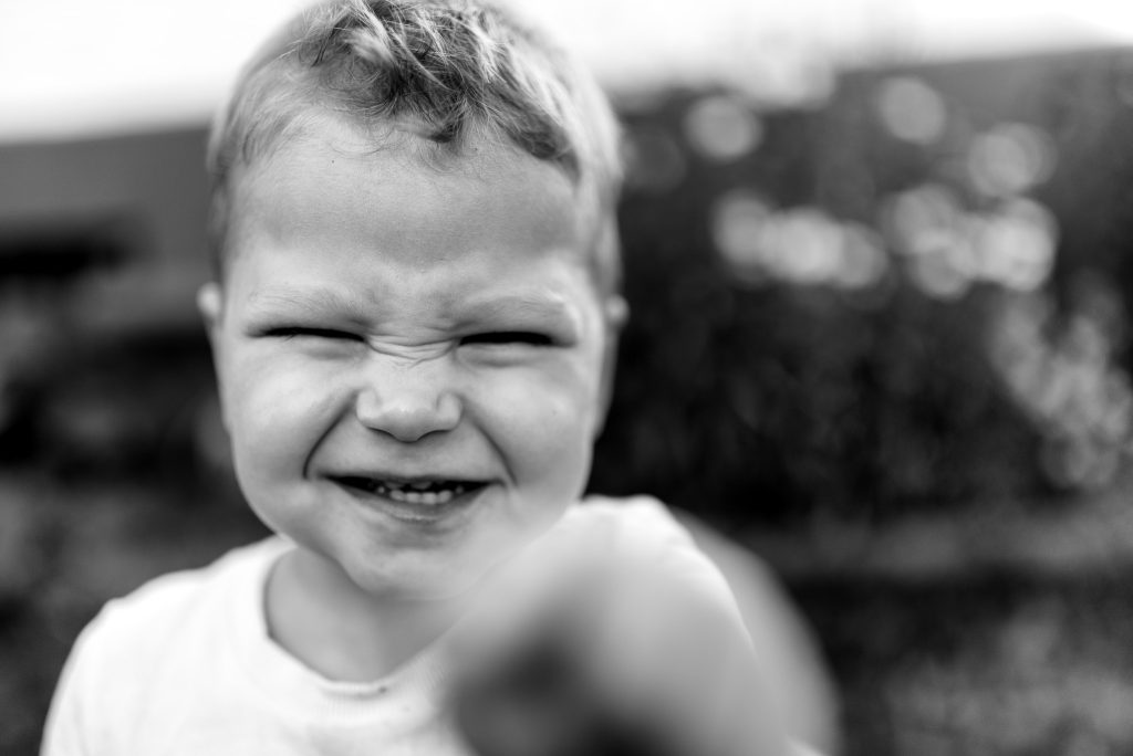 Familienfotograf Kempten – natürliche Familienfotos von LIBO ART